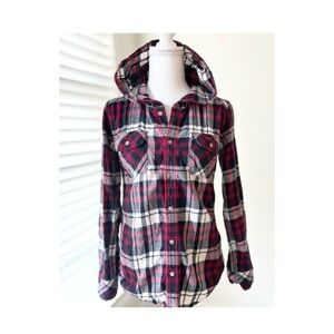 Aritzia TNA Plaid Hooded Top